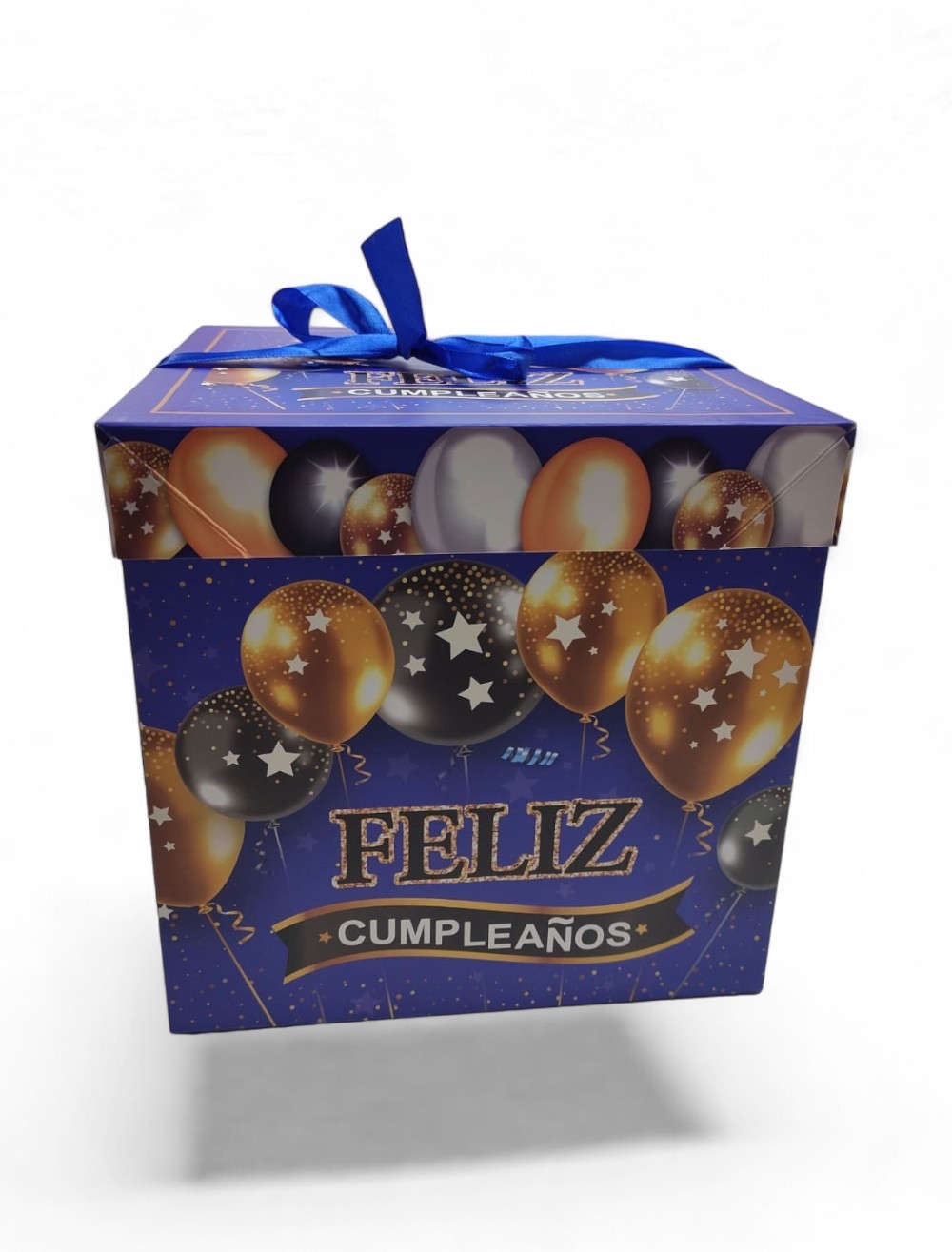 CAJA REGALO MEDIANA DE 21 X 22 CM  UNIUMPA